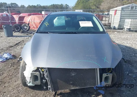 2024 Kia Forte Lxs z USA, uszkodzony, nr VIN 3KPF24AD8RE780167